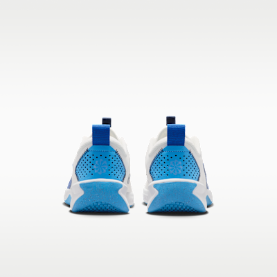 Nike Omni Multi-Court Older Kids' Indoor Court Shoes