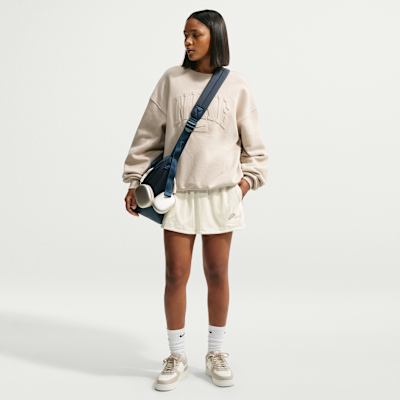 Женские шорты Nike Sportswear Women's Mid-Rise Mesh Shorts