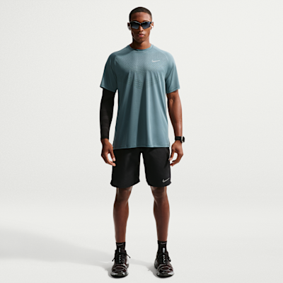 Nike Stride Dri-FIT ADV Kısa Kollu Erkek Koşu Üstü görsel 4