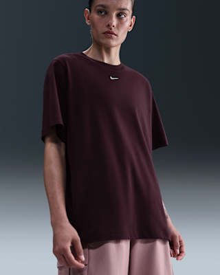 Женская футболка Nike Sportswear Essential