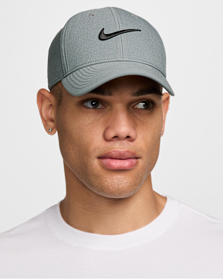 Женская кепка Nike Dri-FIT Club Structured Swoosh Cap