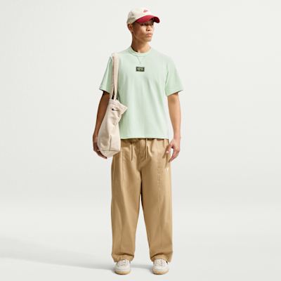 Nike Sportswear Premium Essentials Tişört görsel 4