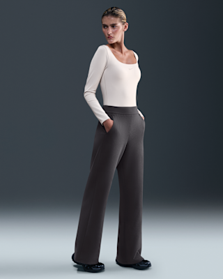 Nike 24.7 ImpossiblySoft Women's Dri-FIT High-Waisted Loose Flared Trousers
