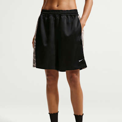 Nike Sportswear Chill Lace Bol Kesimli Normal Belli Kadın Şortu görsel 2