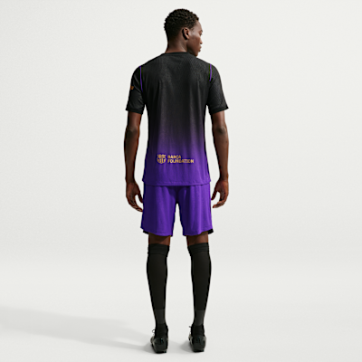 Nike FC Barcelona 2026/27 Maç Deplasman Kobe Aero-FIT Orijinal Erkek Futbol Şortu görsel 5