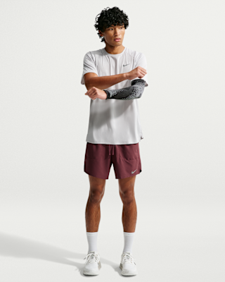 Мужские шорты Nike Stride Dri-FIT 7" 2-in-1 Shorts для бега