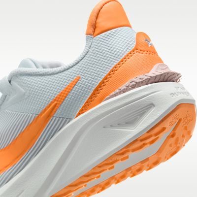 รองเท้าวิ่งโร้ดรันนิ่งเด็กโต Nike Star Runner 4