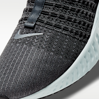 Nike Phantom Run 2 男款路跑鞋