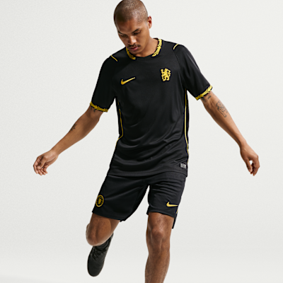 Nike Chelsea FC Strike Nike Dri-FIT Örgü Erkek Futbol Şortu görsel 4