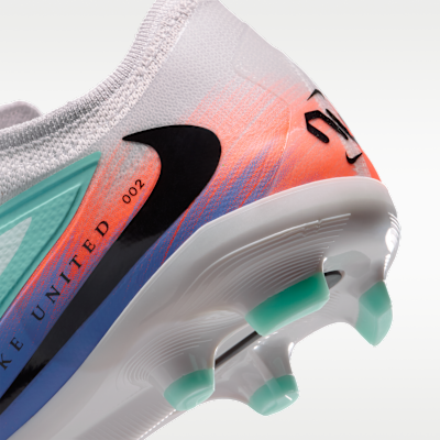 Nike United Jr Phantom 6 Low Pro Older Kids' Multi-Ground Football Boot