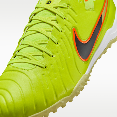 Tacos de fútbol de corte low para pasto sintético (turf) Nike Tiempo Legend 10 Pro