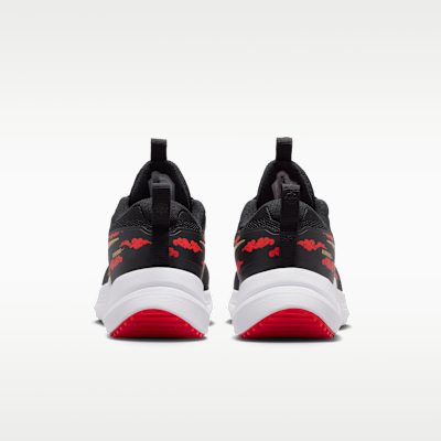 Nike Cosmic Runner Big Kids' Road Running Shoes