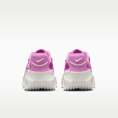 Nike Aura Edge Women's Shoes