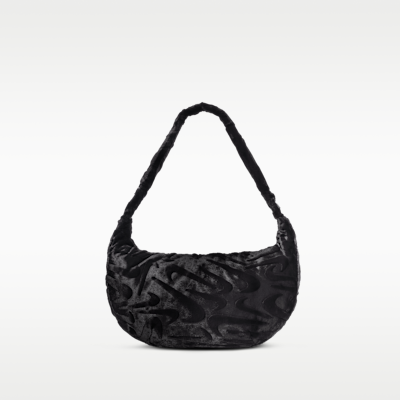 Nike Sportswear Faux Fur Slouchy Bag (19L)