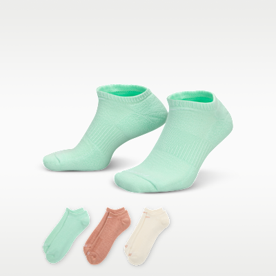 Nike Everyday Plus Cushion Training No-Show Socks (3 Pairs)