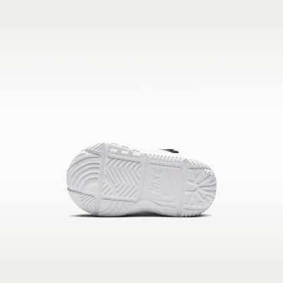 Tenis para bebé e infantil Nike Team Hustle D 12