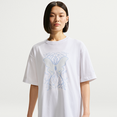 Nike Sportswear เสื้อยืดผู้หญิงขนาดโอเวอร์ไซส์