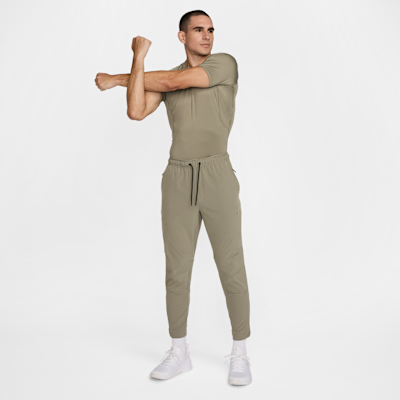 Nike Unlimited Dri-FIT Fermuarlı Paçalı Çok Yönlü Erkek Eşofman Altı görsel 8