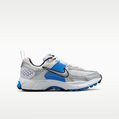 Nike Vomero 5 大童反光裝飾鞋款