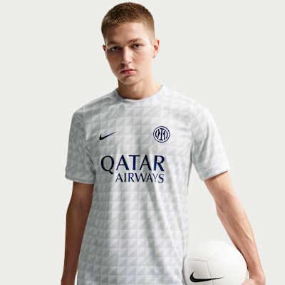 Nike Inter Milan Nike Dri-FIT Maç Öncesi Erkek Futbol Üstü