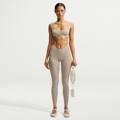 NikeSKIMS Studio Stretch Micro Kadın Spor Sütyeni görsel 4