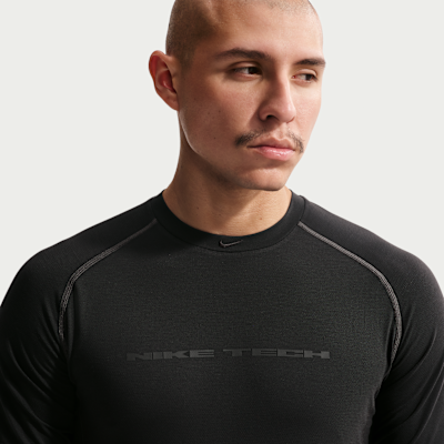 Nike Tech Dri-FIT Kısa Kollu Erkek Üstü görsel 3