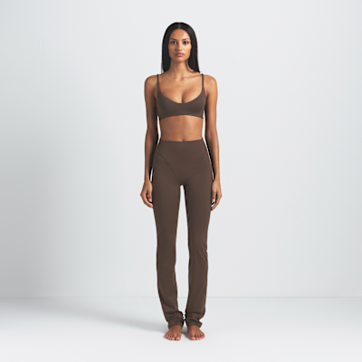 NikeSKIMS Matte Women's Micro-Scoop Bra