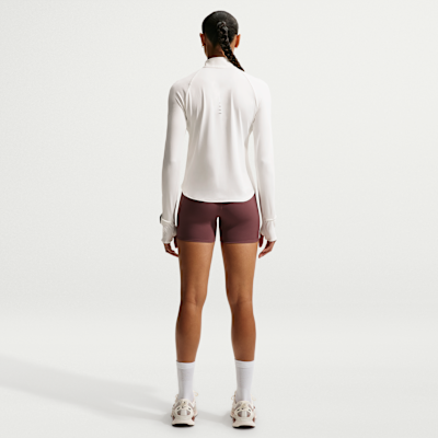 Nike Swift Dri-FIT UV Çeyrek Fermuarlı Kadın Koşu Üstü görsel 5