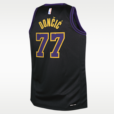 Jersey Nike de la NBA Swingman para niños talla grande Luka Dončić Los Angeles Lakers City Edition
