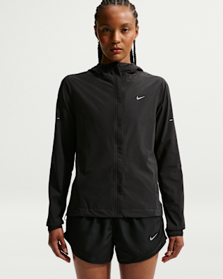 Женская куртка Nike Swift Repel Packable для бега