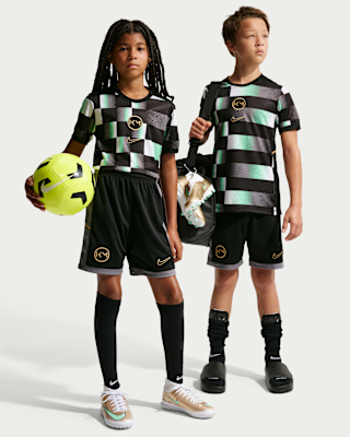 Детские шорты Kylian Mbappé Academy Big Kids' Nike Dri-FIT Soccer Shorts