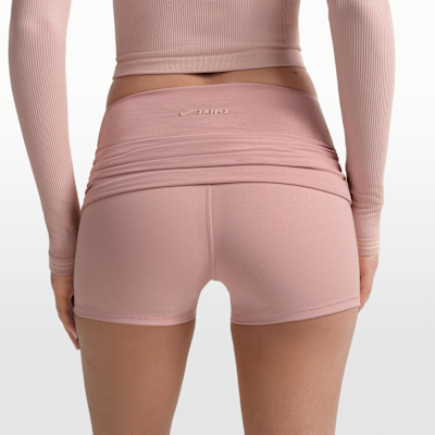 Shorts de cintura plegable de 7,5 cm para mujer NikeSKIMS Matte