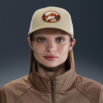 Gorra de rejilla con estructura para exteriores Nike Rise