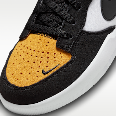 รองเท้าสเก็ตบอร์ด Nike SB Force 58