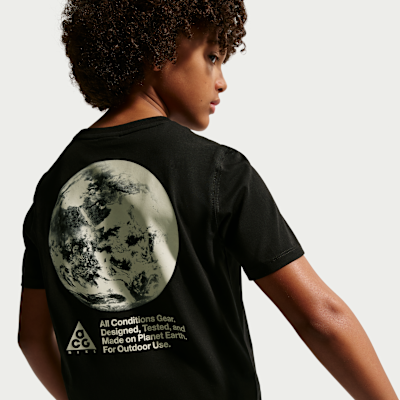 Детские футболки Nike ACG Big Kids' Dri-FIT Planet Earth T-Shirt