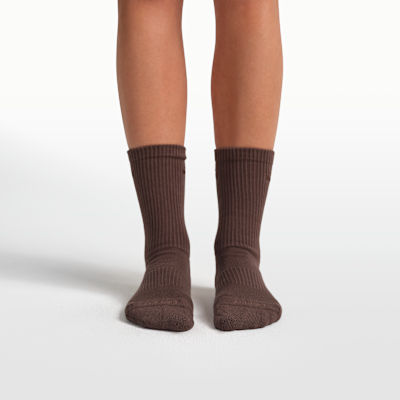 NikeSKIMS Women's Dri-FIT Pilates Grip Crew Socks (1 Pair)