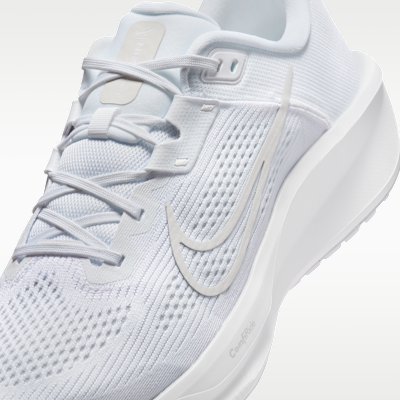 Nike Quest 6 Straßenlaufschuh (Herren)