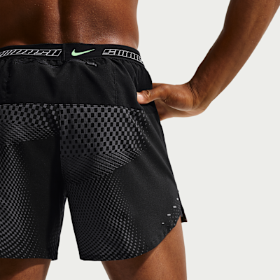 Nike Stride Dri-FIT 13 cm Slip Astarlı Erkek Koşu Şortu görsel 3