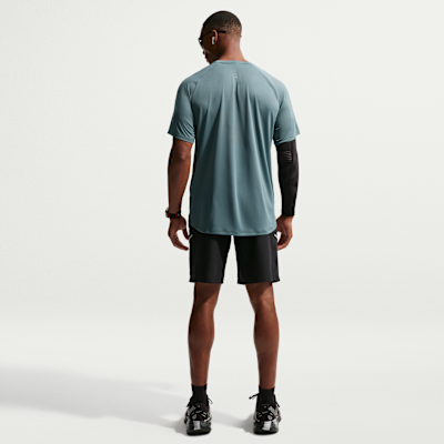 Nike Stride Dri-FIT ADV Kısa Kollu Erkek Koşu Üstü görsel 5