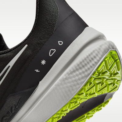 Tenis de correr en carretera acondicionados para los distintos estados del tiempo para hombre Nike Winflo 9 Shield