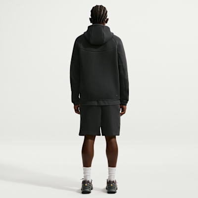Nike Tech Fleece Erkek Şortu görsel 5