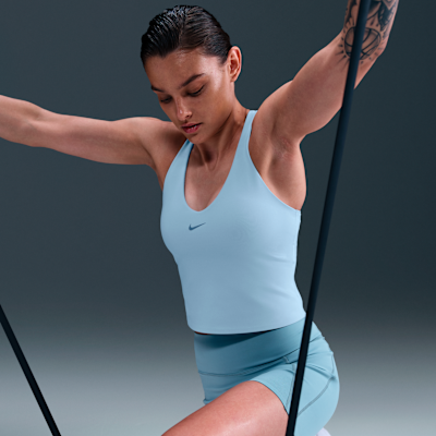 Nike Universa Orta Destekli Pedli Kadın Spor Sütyenli Atlet görsel 3