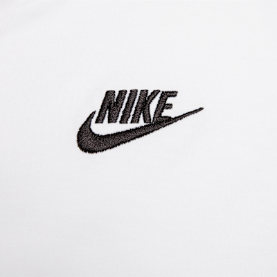Nike Sportswear Club Essentials Kadın Tişörtü (Büyük Beden) görsel 3