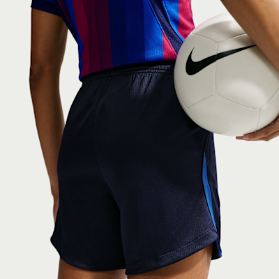 Nike FC Barcelona 2026/27 Stadyum İç Saha Nike Dri-FIT Kadın Futbol Taraftar Şortu görsel 3