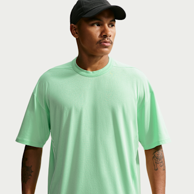 Nike 24.7 ImpossiblySoft Light Dri-FIT Kısa Kollu Erkek Tişörtü