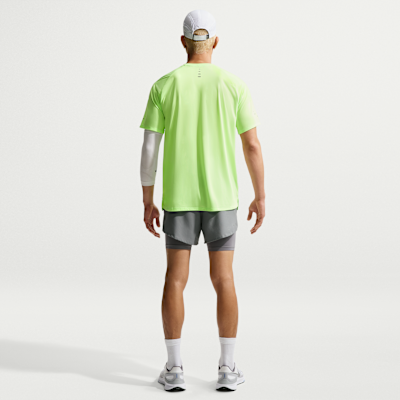 Nike Stride Dri-FIT ADV Kısa Kollu Erkek Koşu Üstü görsel 5