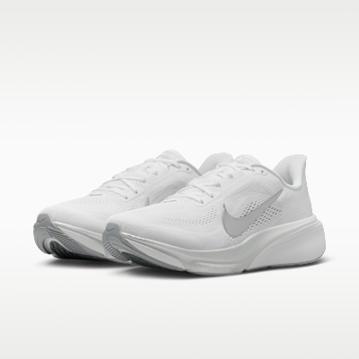 Nike Pegasus 42 Kadın Yol Koşusu Ayakkabısı görsel 5