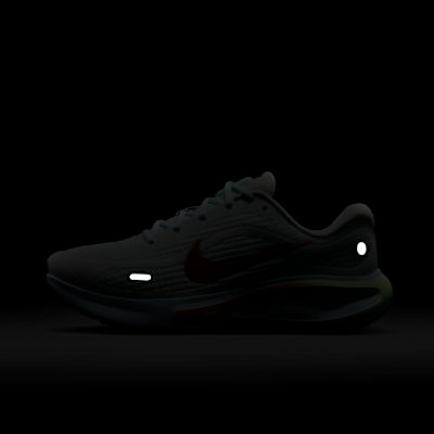 รองเท้าวิ่งโร้ดรันนิ่งผู้หญิง Nike Journey Run