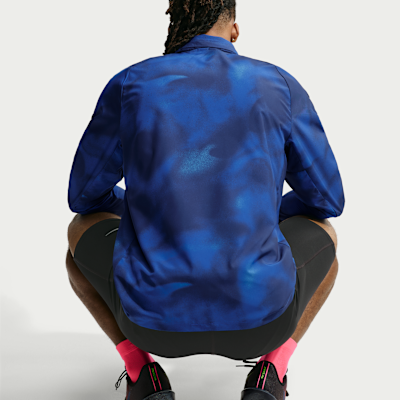 Nike Miler Repel UV Korumalı Erkek Koşu Ceketi görsel 2