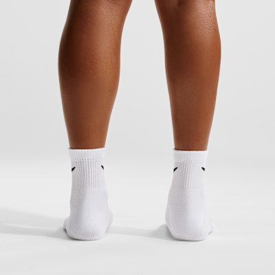 Nike Everyday Elevated Bilek Çorapları (3 Çift) görsel 5